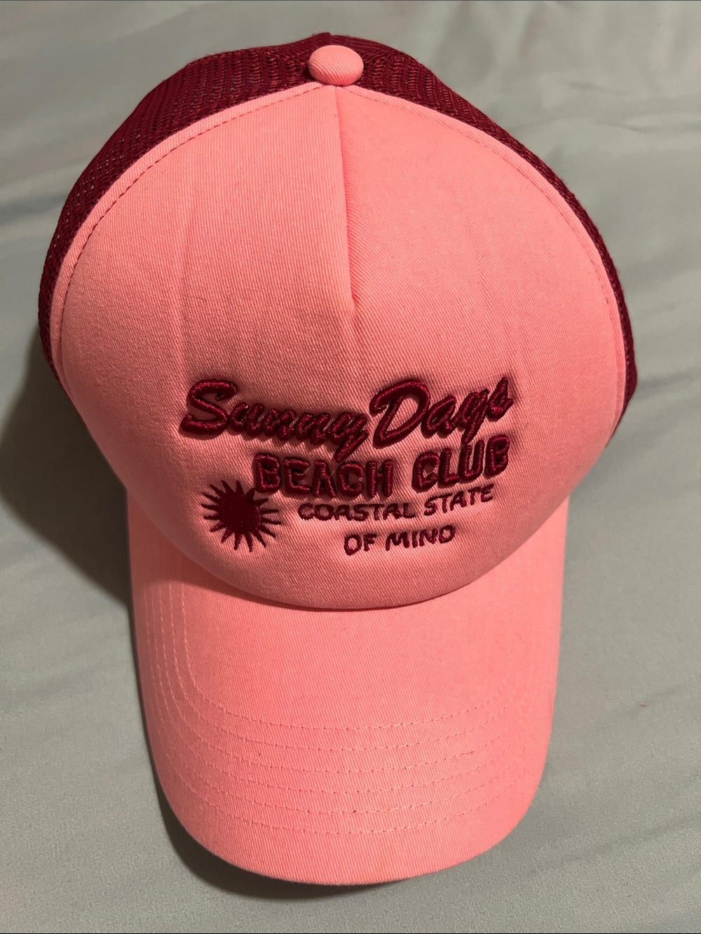 Sunny Days Beach Club Pink cap
